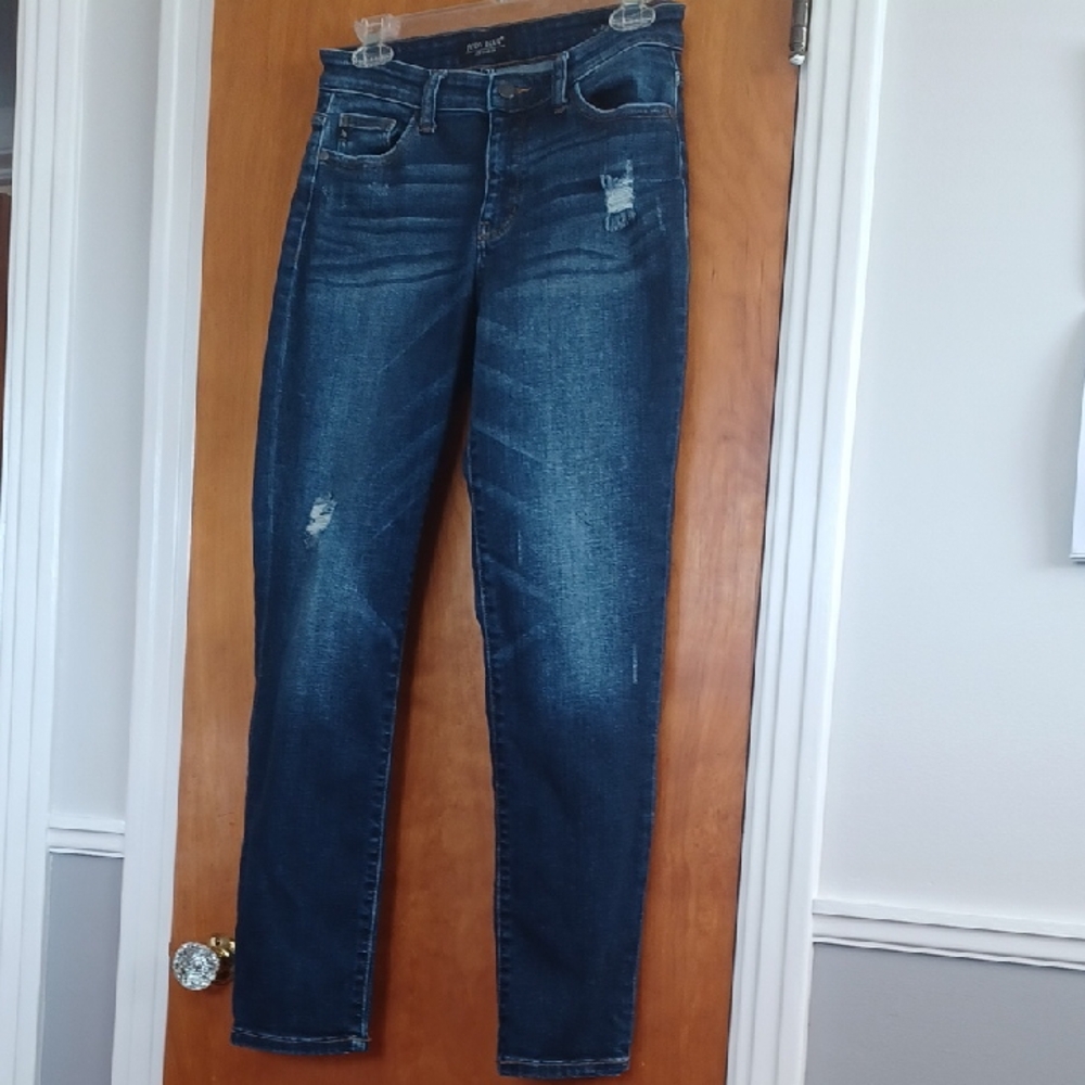 Judy Blue Dark Wash Skinny Distressed Sz.5/27.L.29".R.9" See Last Pic For Flaw
